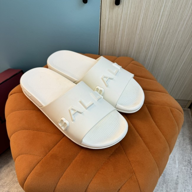 BLY men slippers AAA-069