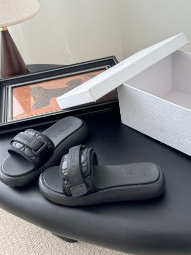 Dior women slippers 1：1 quality-421