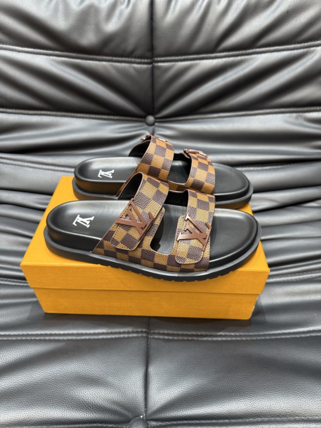 LV Sandals 1：1 Quality-980