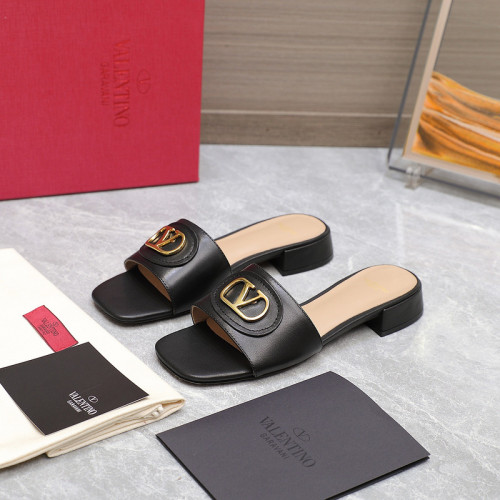 VT women slippers AAA-275