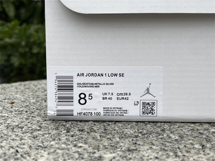 Authentic Air jordan 1 Low SE “Seafoam”