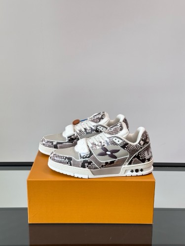 Super Max LV Shoes-3547