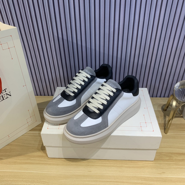 Alexander McQueen Women Shoes 1：1 quality-1079