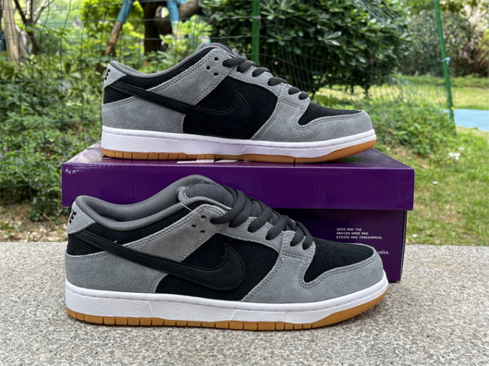 Authentic Nike SB Dunk Low Dark Smoke Grey