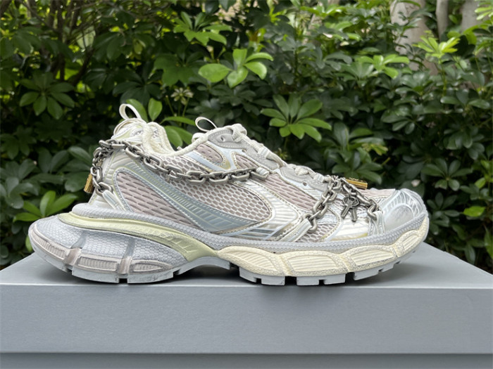 B 17FW Tripe-S High End Sneaker-644