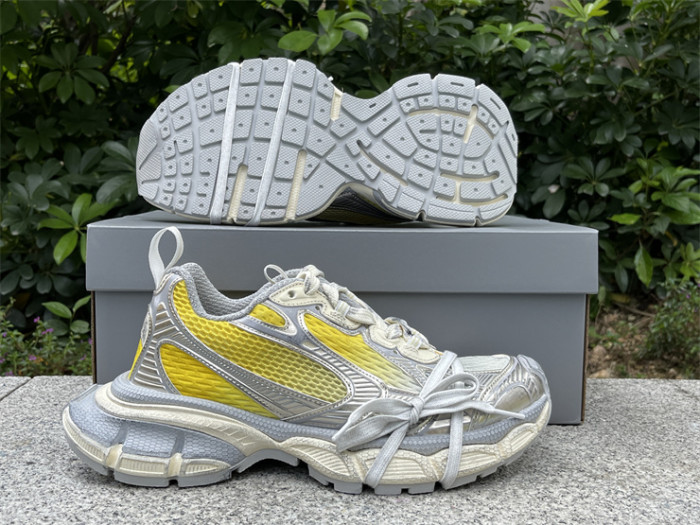 B 17FW Tripe-S High End Sneaker-643