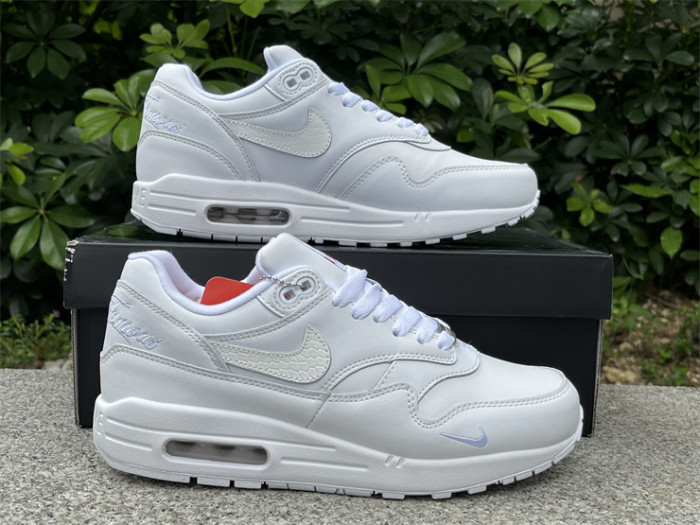 Authentic Supreme x Nike Air Max1'87  White