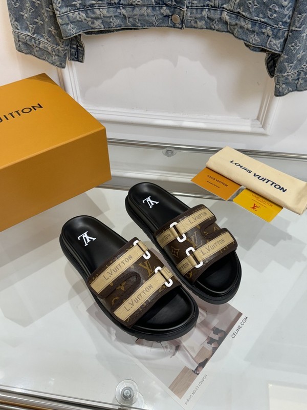 LV Sandals 1：1 Quality-1124