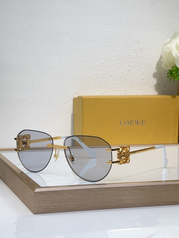 Loewe Sunglasses AAAA-651