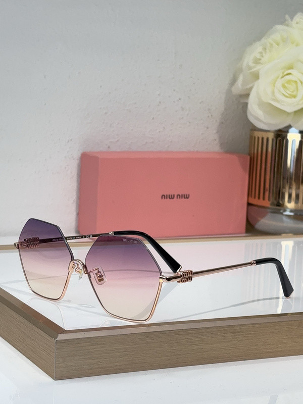 Miu Miu Sunglasses AAAA-1854