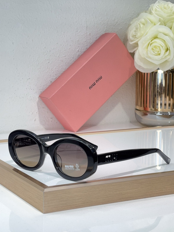 Miu Miu Sunglasses AAAA-1807
