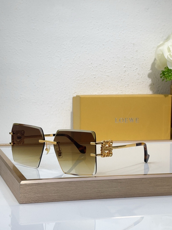 Loewe Sunglasses AAAA-631