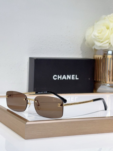 CHNL Sunglasses AAAA-5152