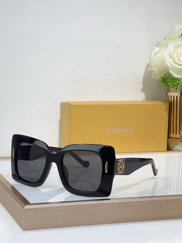 Loewe Sunglasses AAAA-667