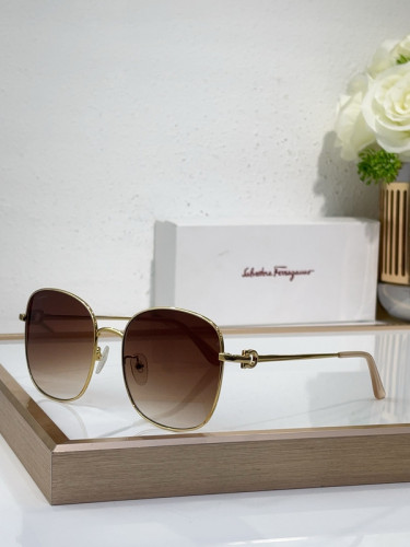 Ferragamo Sunglasses AAAA-981