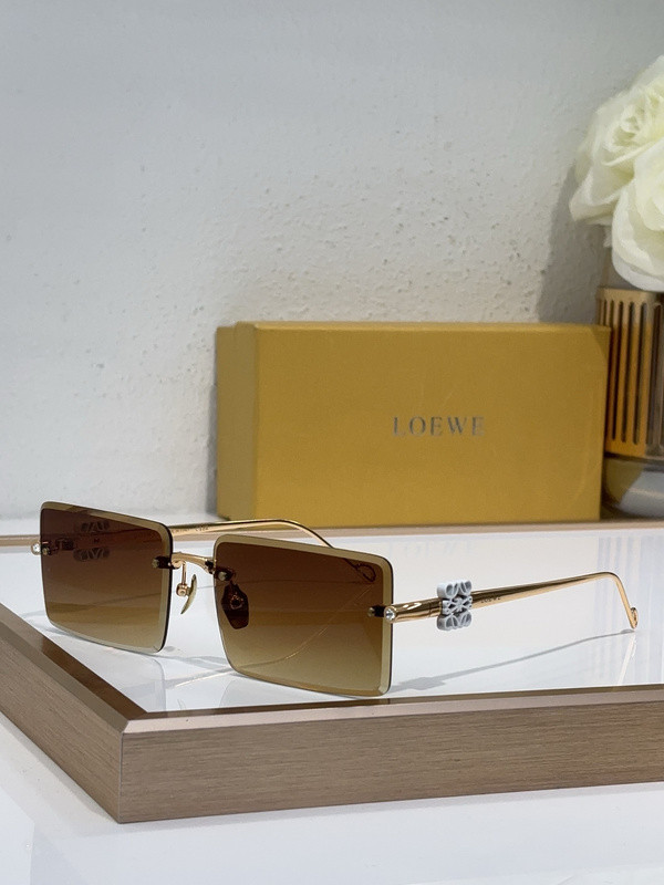 Loewe Sunglasses AAAA-640