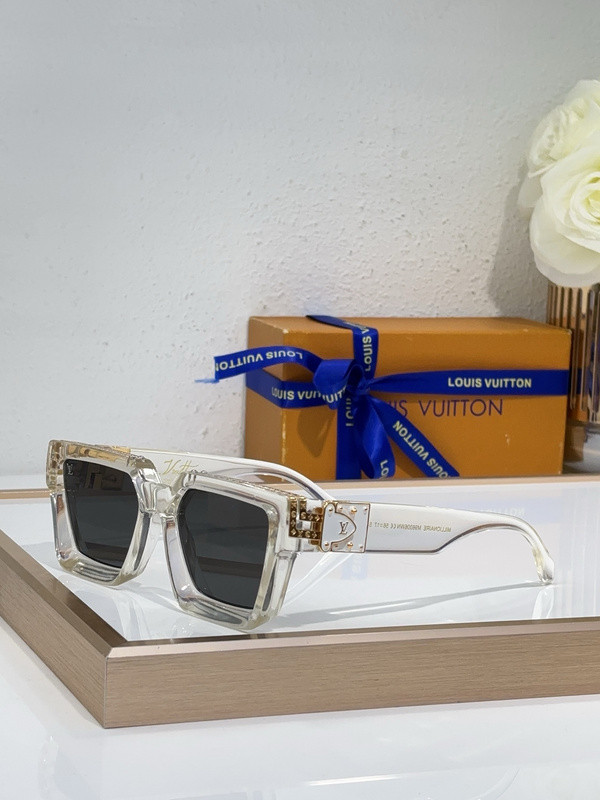 LV Sunglasses AAAA-5599
