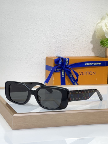 LV Sunglasses AAAA-5802