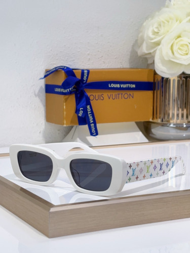 LV Sunglasses AAAA-5796