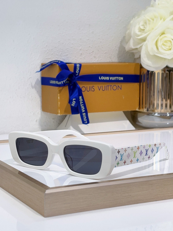LV Sunglasses AAAA-5796