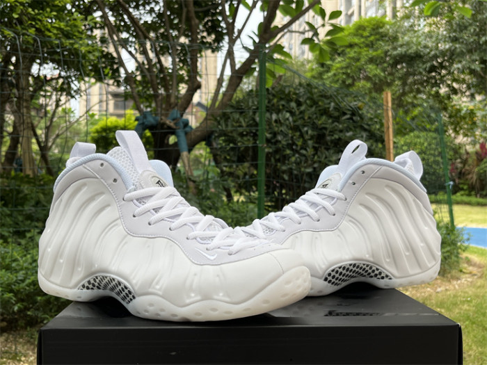 Authentic Nike Air Foamposite One “Triple White”