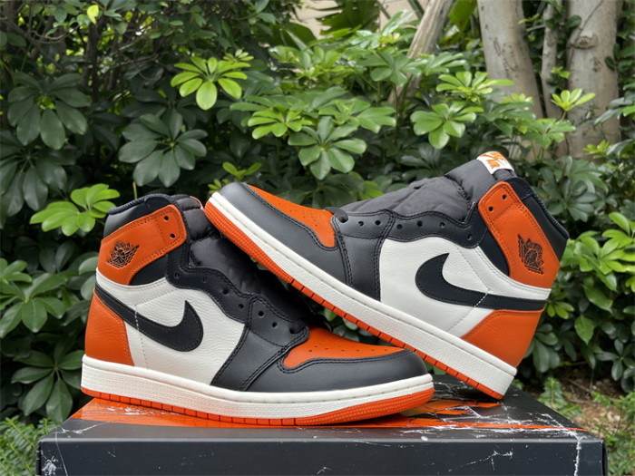 Authentic  Air Jordan 1 Retro High OG  Shattered Backboard   2025