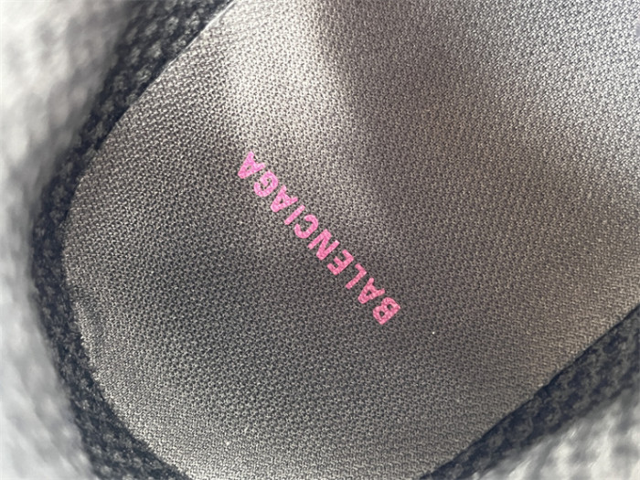 B 17FW Tripe-S High End Sneaker-650