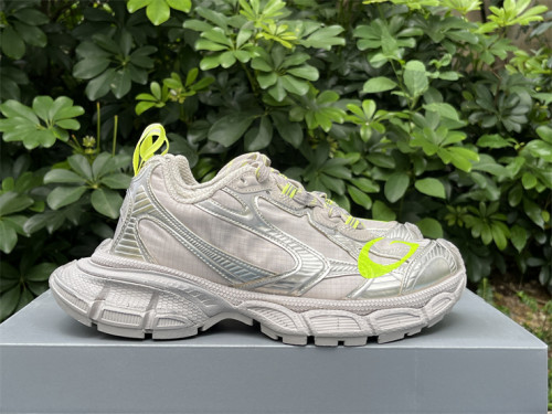 B 17FW Tripe-S High End Sneaker-649