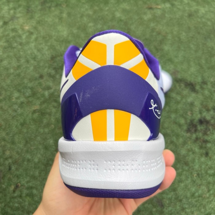 Authentic  Nike Kobe 8 Protro White Court Purple