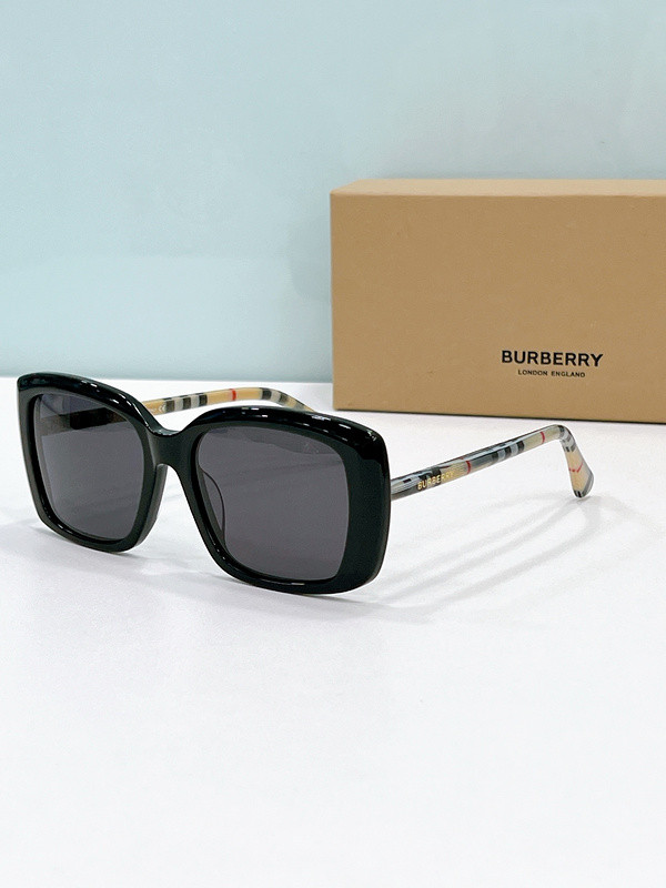 Burberry Sunglasses AAAA-3130