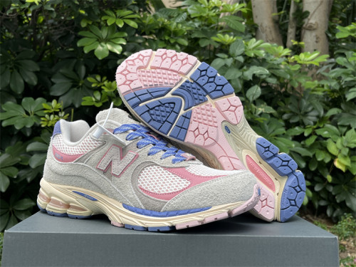 B 17FW Tripe-S High End Sneaker-655