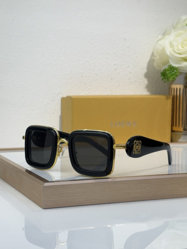 Loewe Sunglasses AAAA-843