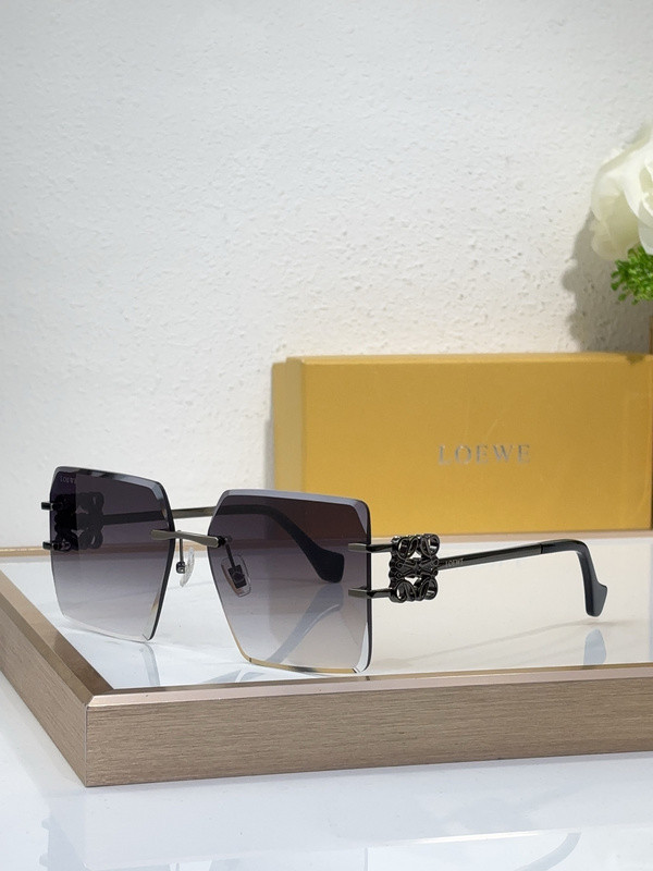 Loewe Sunglasses AAAA-752