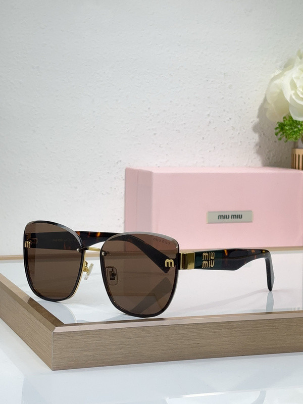 Miu Miu Sunglasses AAAA-1890