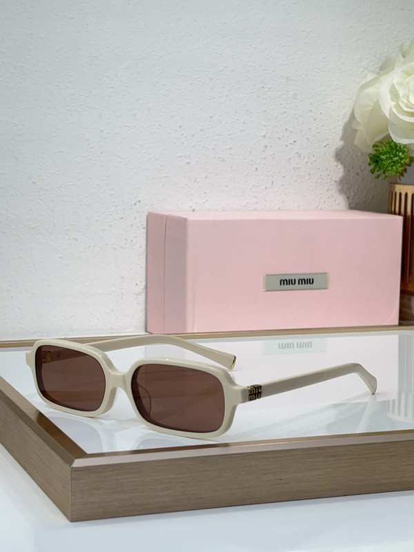 Miu Miu Sunglasses AAAA-1967