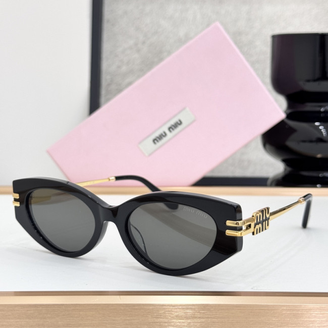 Miu Miu Sunglasses AAAA-1901