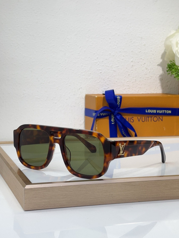 LV Sunglasses AAAA-6117