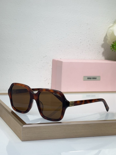 Miu Miu Sunglasses AAAA-2007