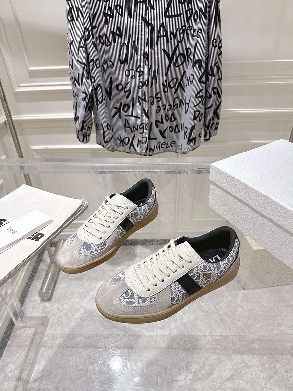 Dior Women Shoes 1：1 quality-724