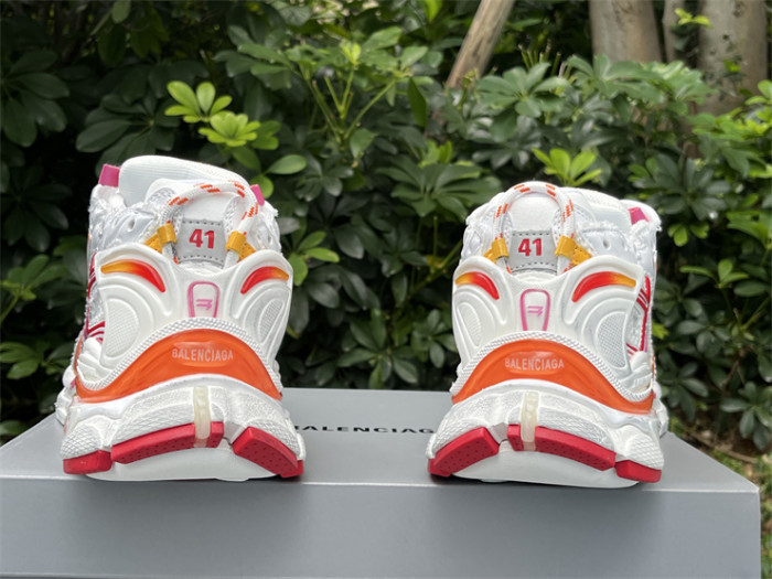 B 17FW Tripe-S High End Sneaker-658