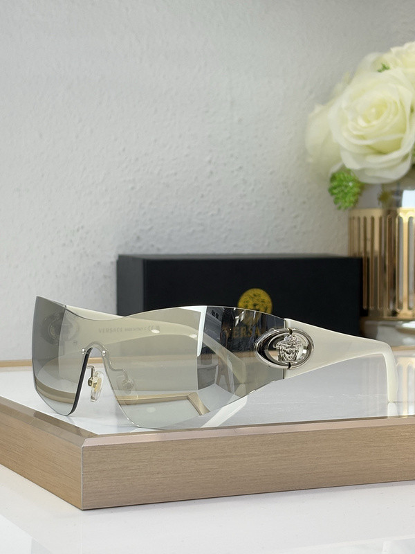 Versace Sunglasses AAAA-3720