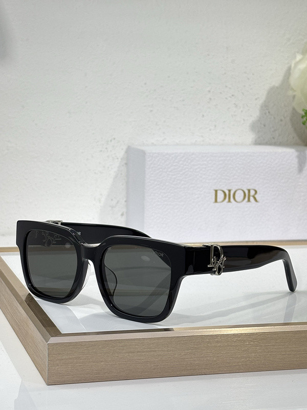 Dior Sunglasses AAAA-3712