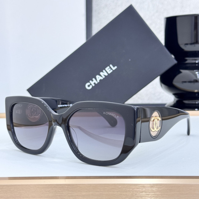 CHNL Sunglasses AAAA-5642