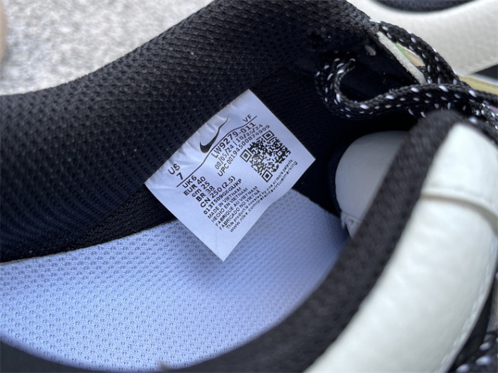 Authentic Nike Air Force-010