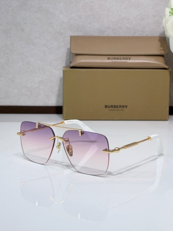 Burberry Sunglasses AAAA-3330