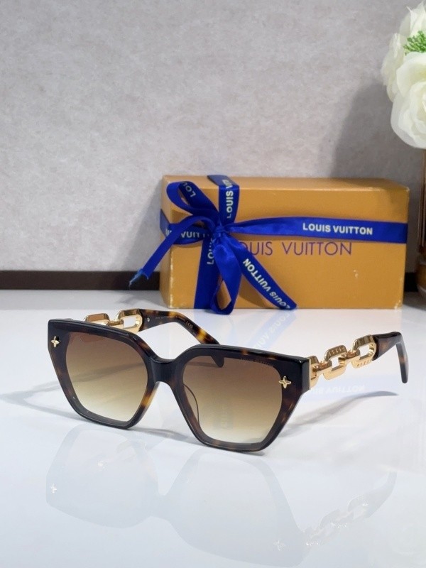 LV Sunglasses AAAA-6723