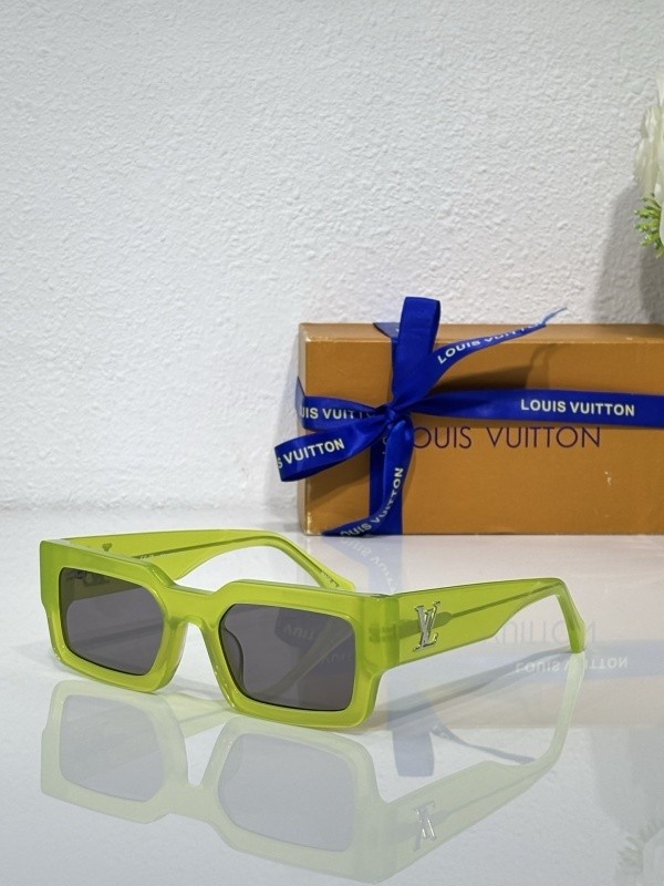 LV Sunglasses AAAA-6747
