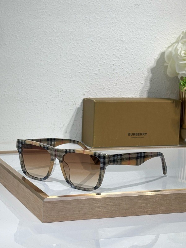 Burberry Sunglasses AAAA-3238