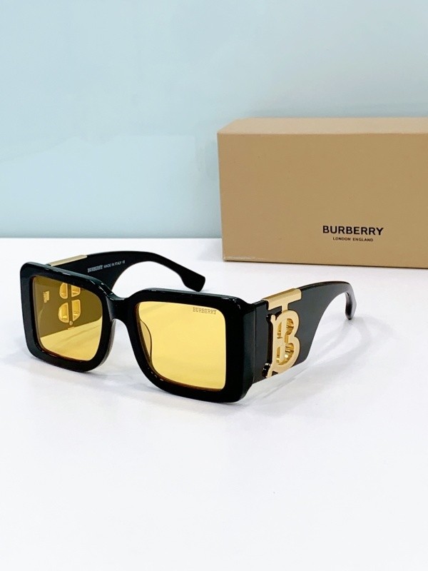 Burberry Sunglasses AAAA-3323