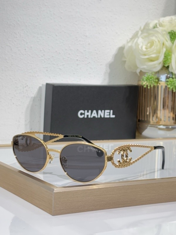 CHNL Sunglasses AAAA-5700